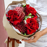 Букет из французских роз и хризантемы "Мосс"