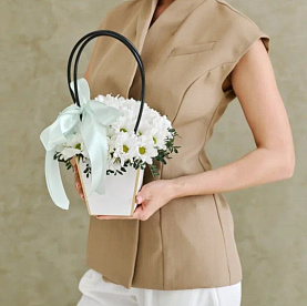 Композиция из хризантемы Пальмира