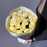 Букет из 15 роз "Ларнака"